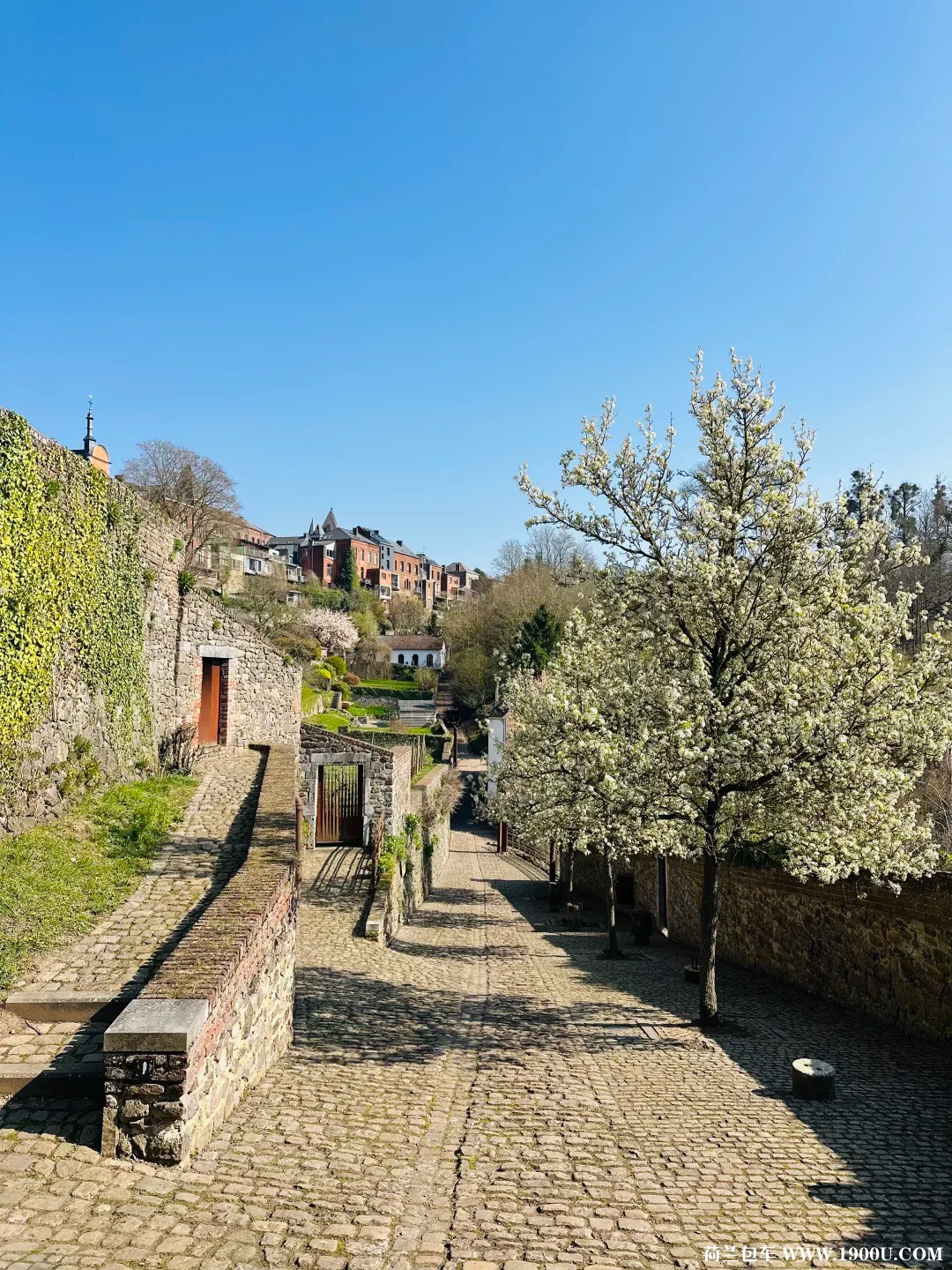 周末去比利时蒂安和洛步小镇轻徒步2.jpg
